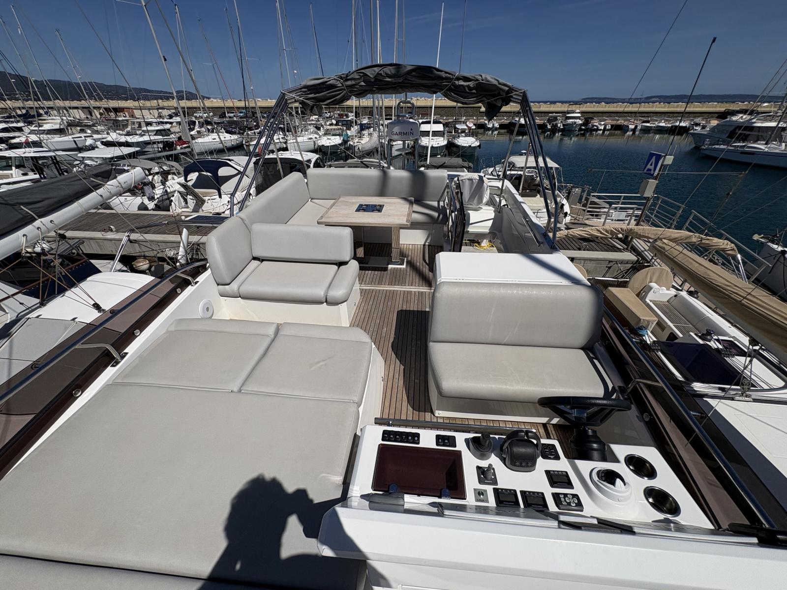 Jeanneau Prestige 520 Fly