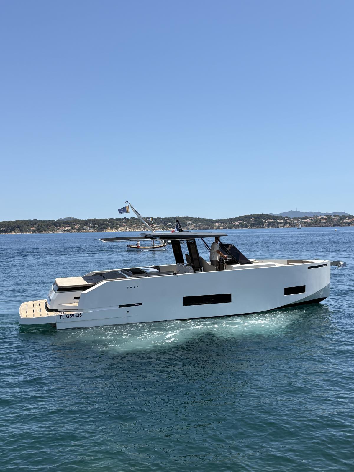 De antonio D42